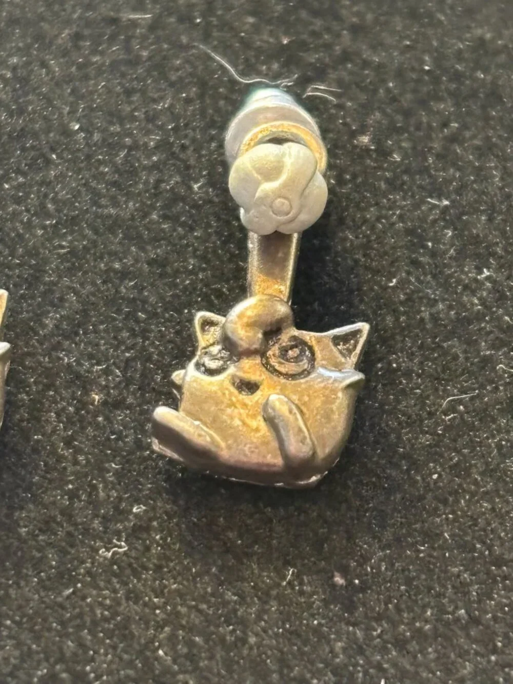 Vintage Nintendo Silver Tone Metal Pokéball Drop Pokémon Jigglypuff Earrings